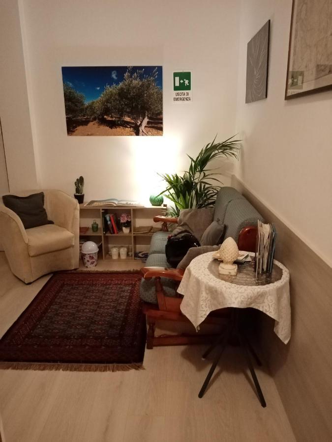 Pensión Dante091